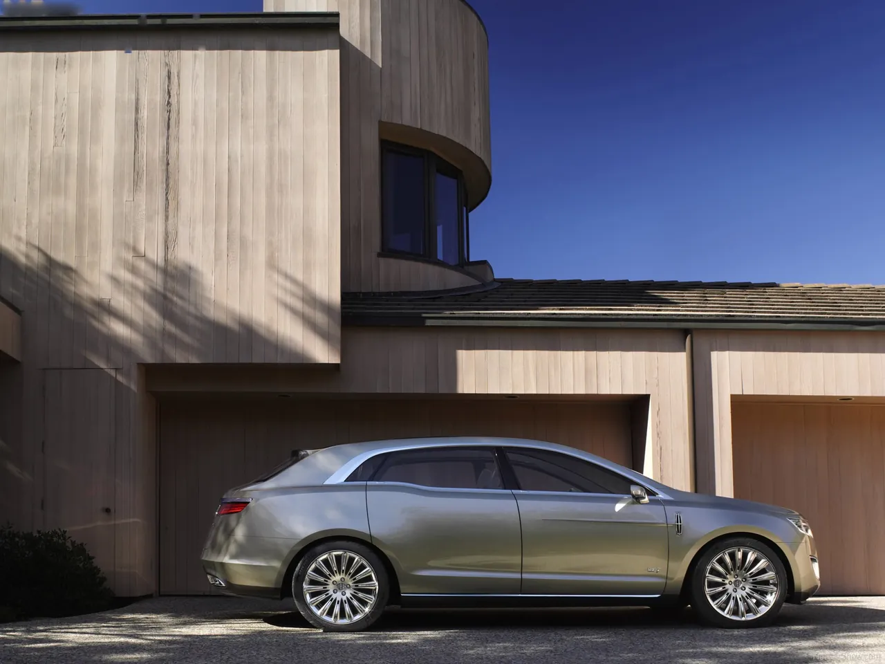 Lincoln MKT Concept (2008) – boční profil
