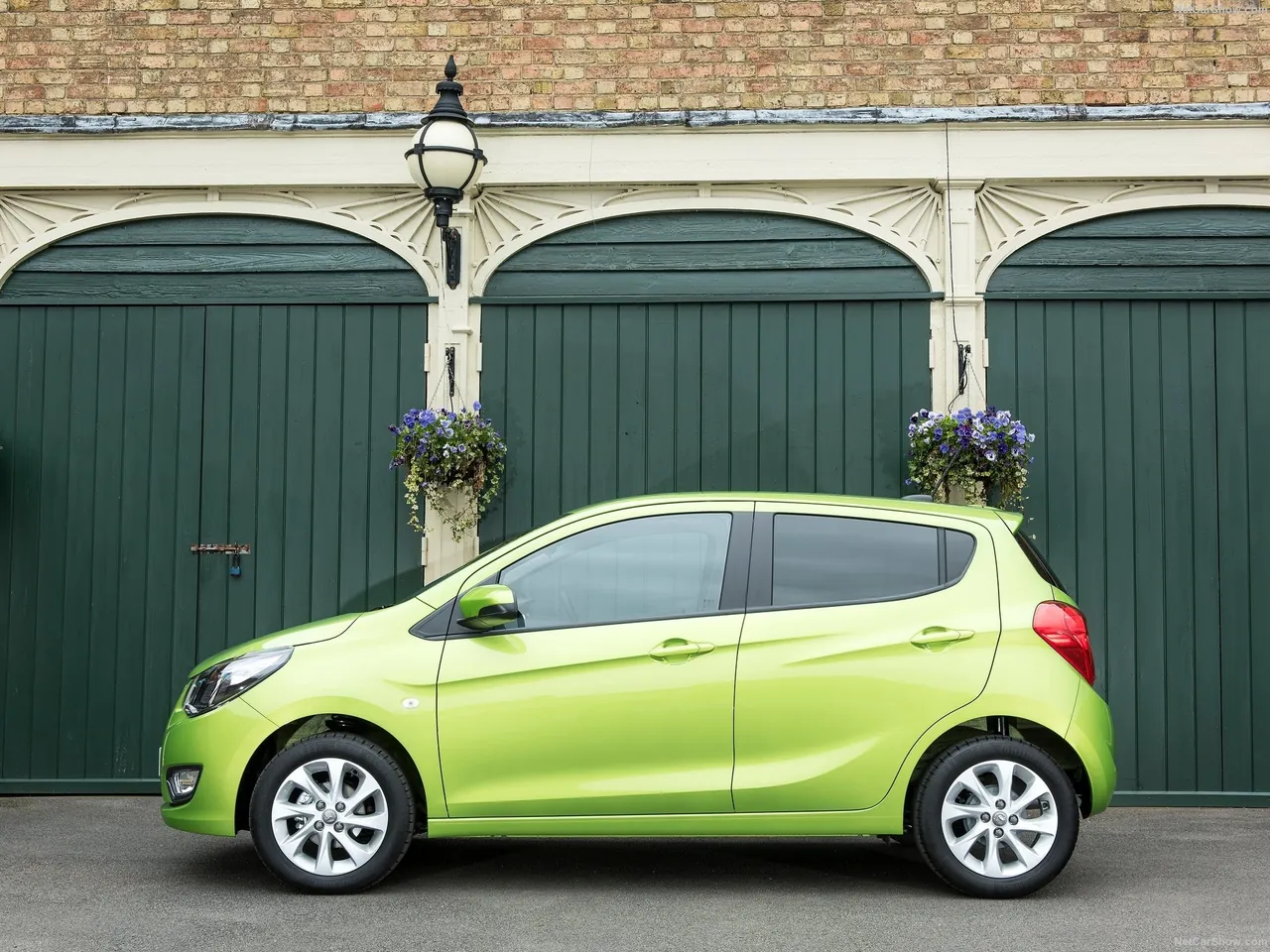 Vauxhall Viva (2015) – boční profil