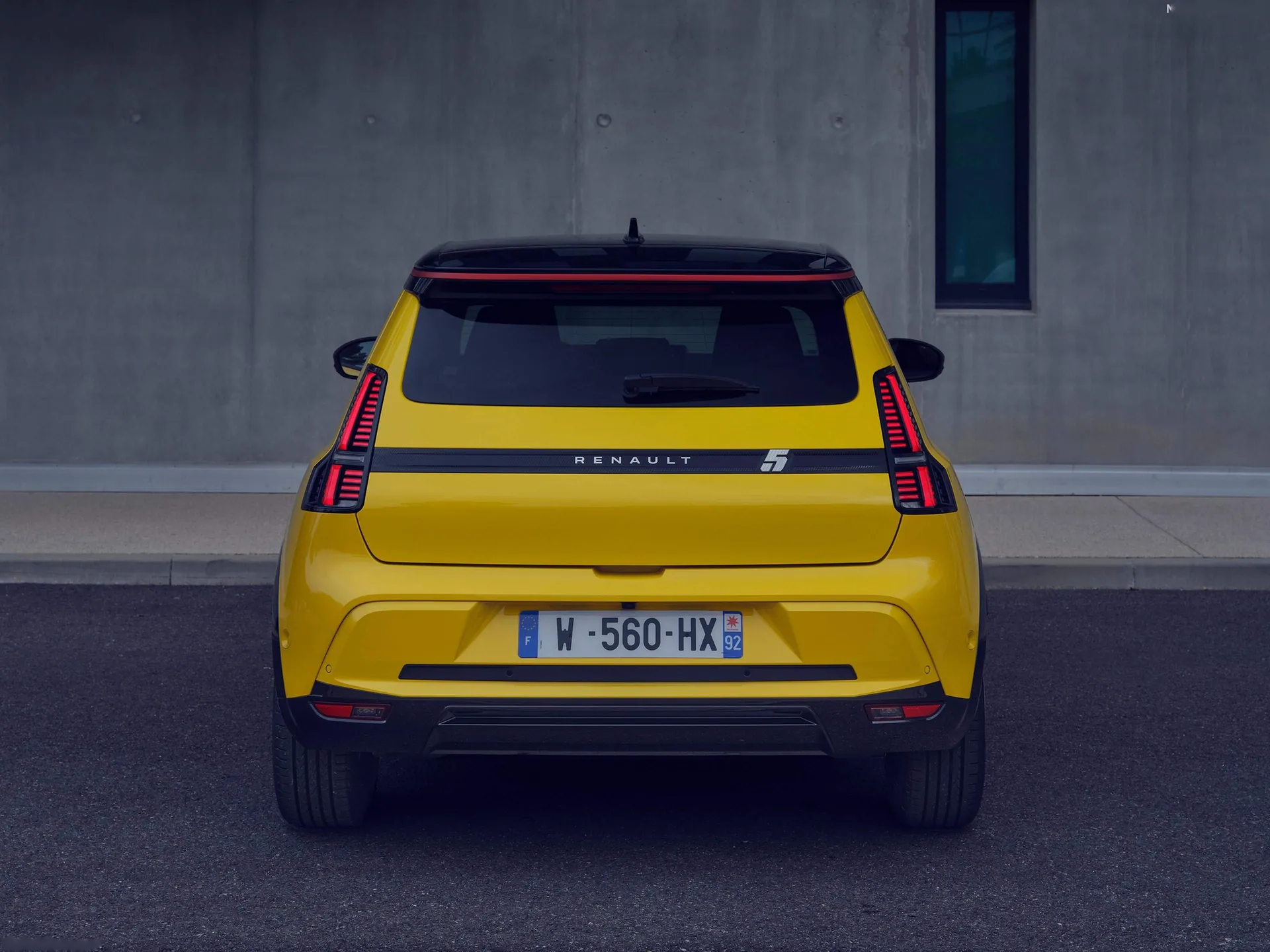Renault 5 E-Tech (2025) – zezadu