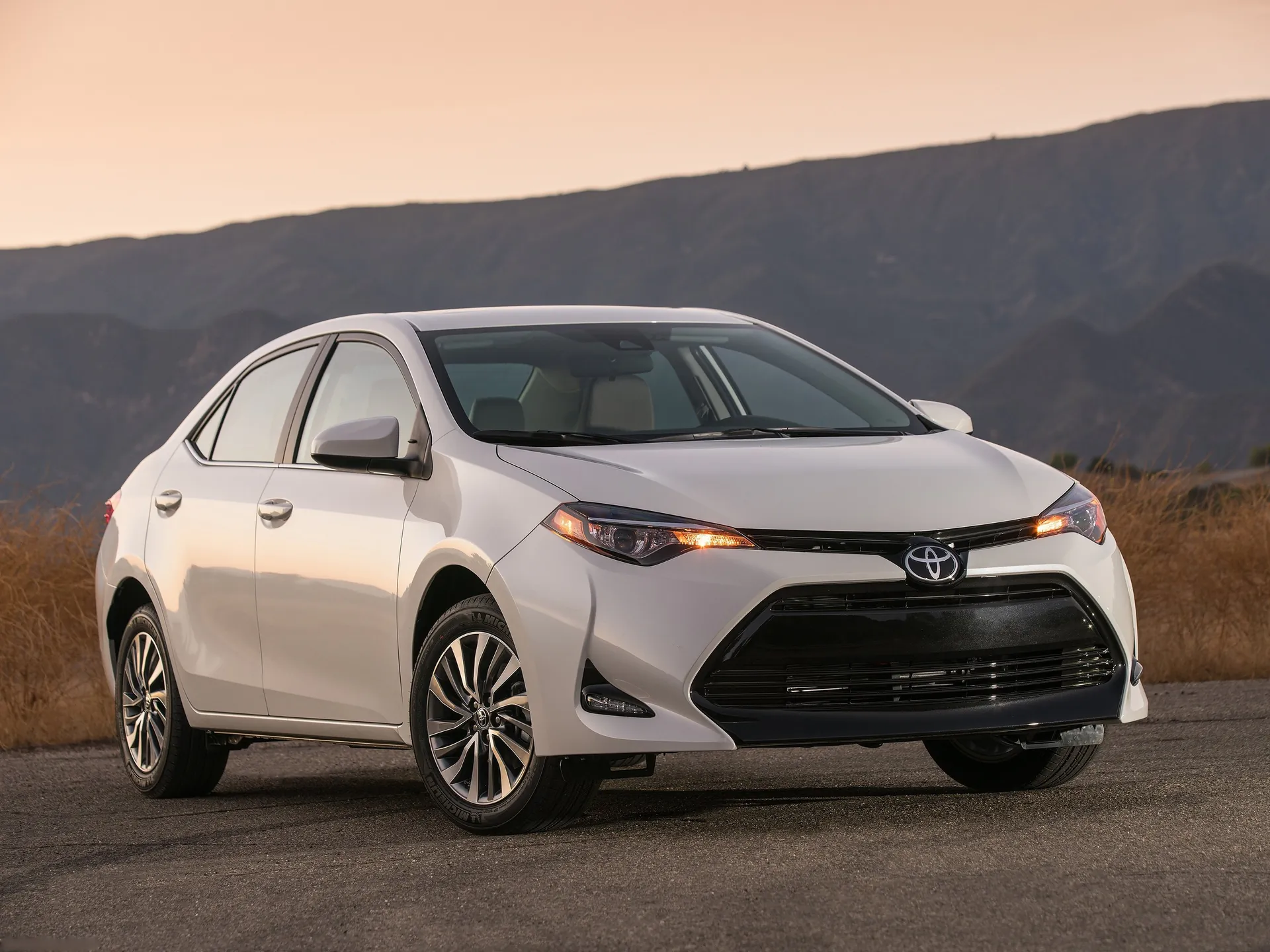 Toyota Corolla [US] (2017)