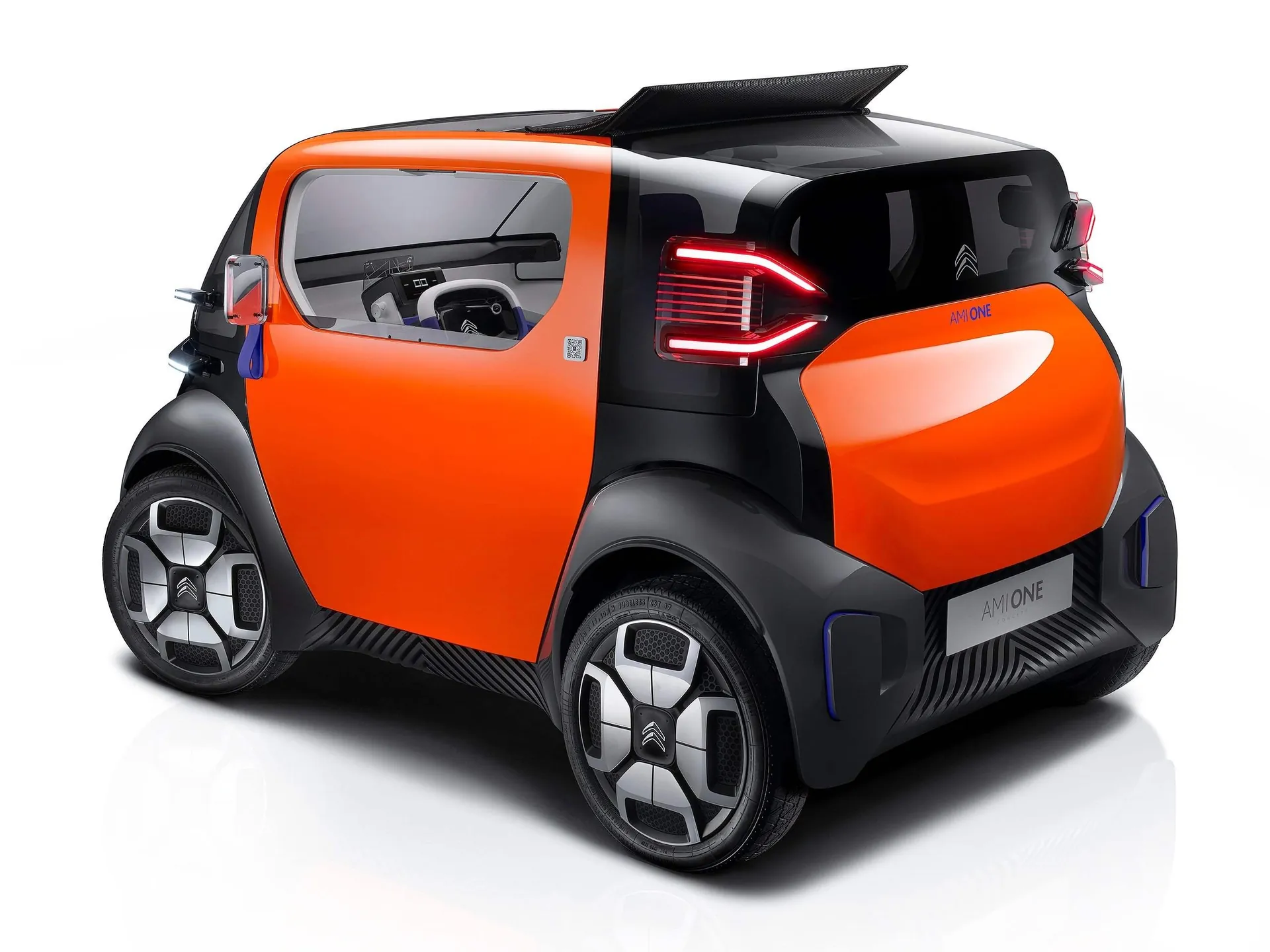Citroen Ami One Concept (2019) – zadní tříčtvrteční pohled