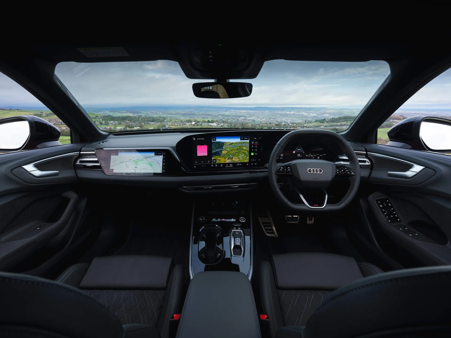 Audi A5 Avant e-hybrid [UK] (2025) – interiér