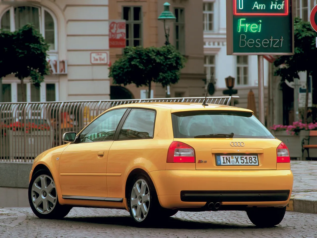 Audi S3 (2002) – zadní tříčtvrteční pohled
