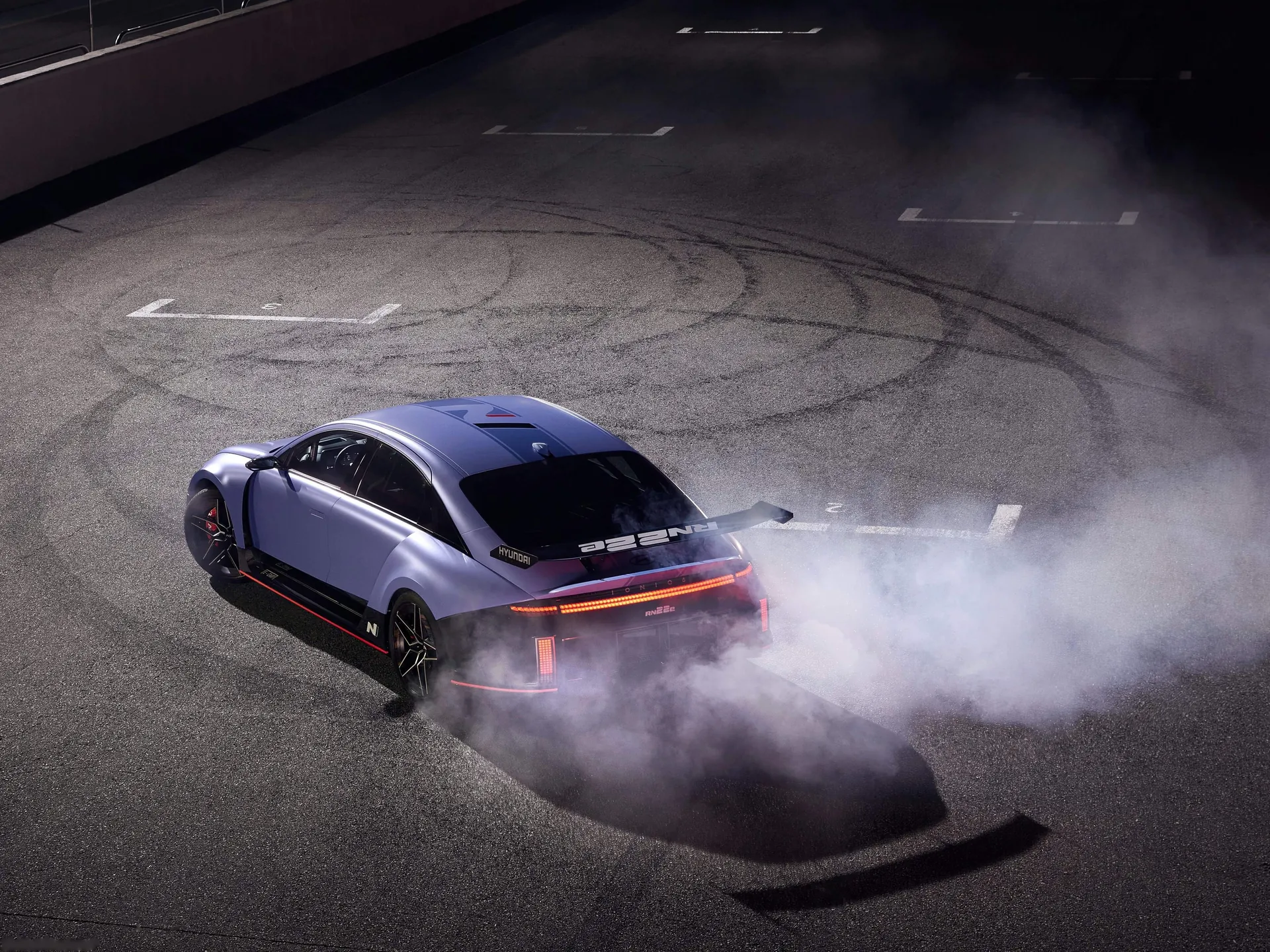 Hyundai RN22e Concept (2022) – zadní tříčtvrteční pohled