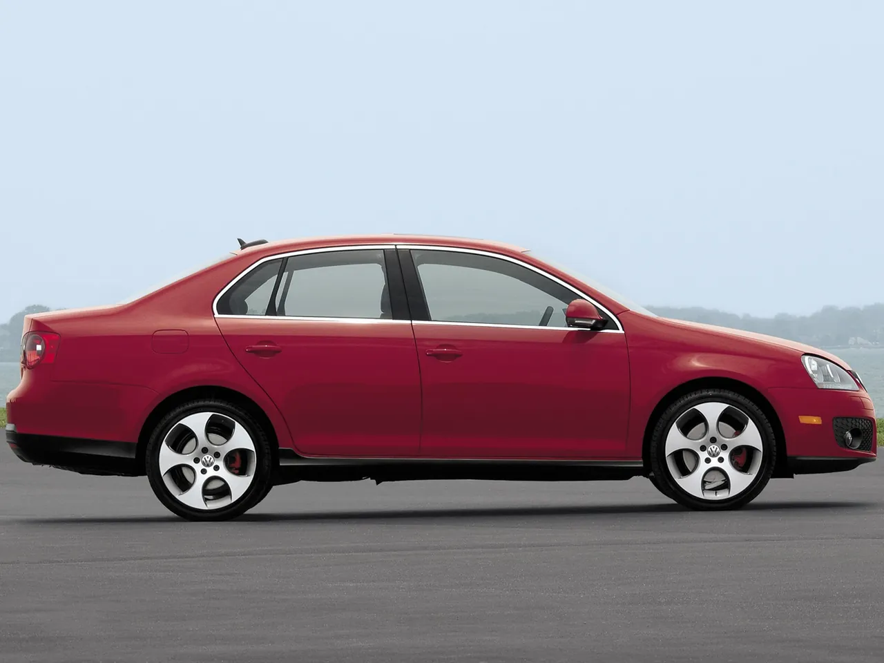 Volkswagen Jetta GLI (2006) - Side Profile