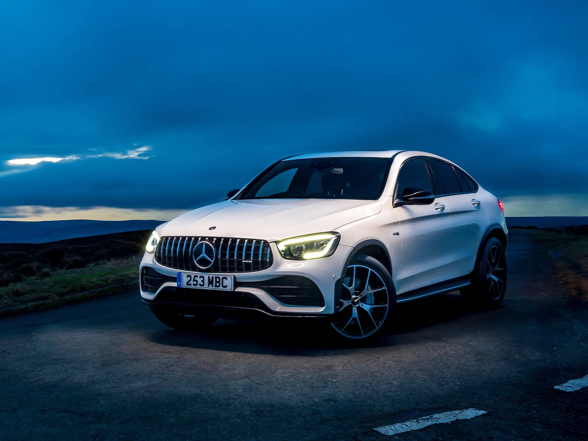 Mercedes-Benz GLC43 AMG Coupe [UK] (2020)