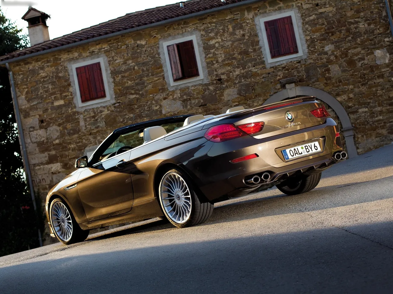 Alpina BMW B6 Bi-Turbo Convertible (2012) - Rear Three-Quarter