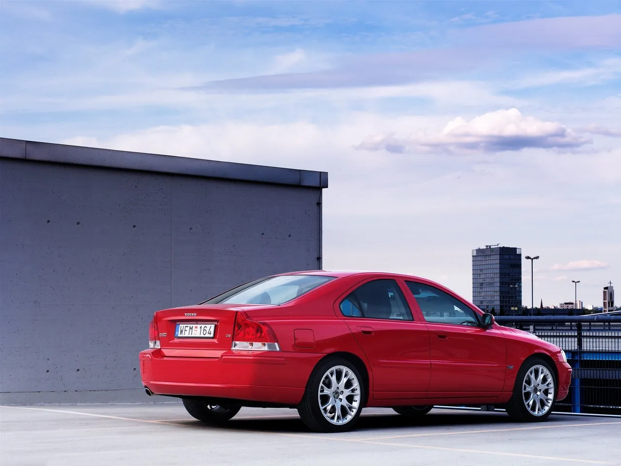 Volvo S60 (2005) – zadní tříčtvrteční pohled