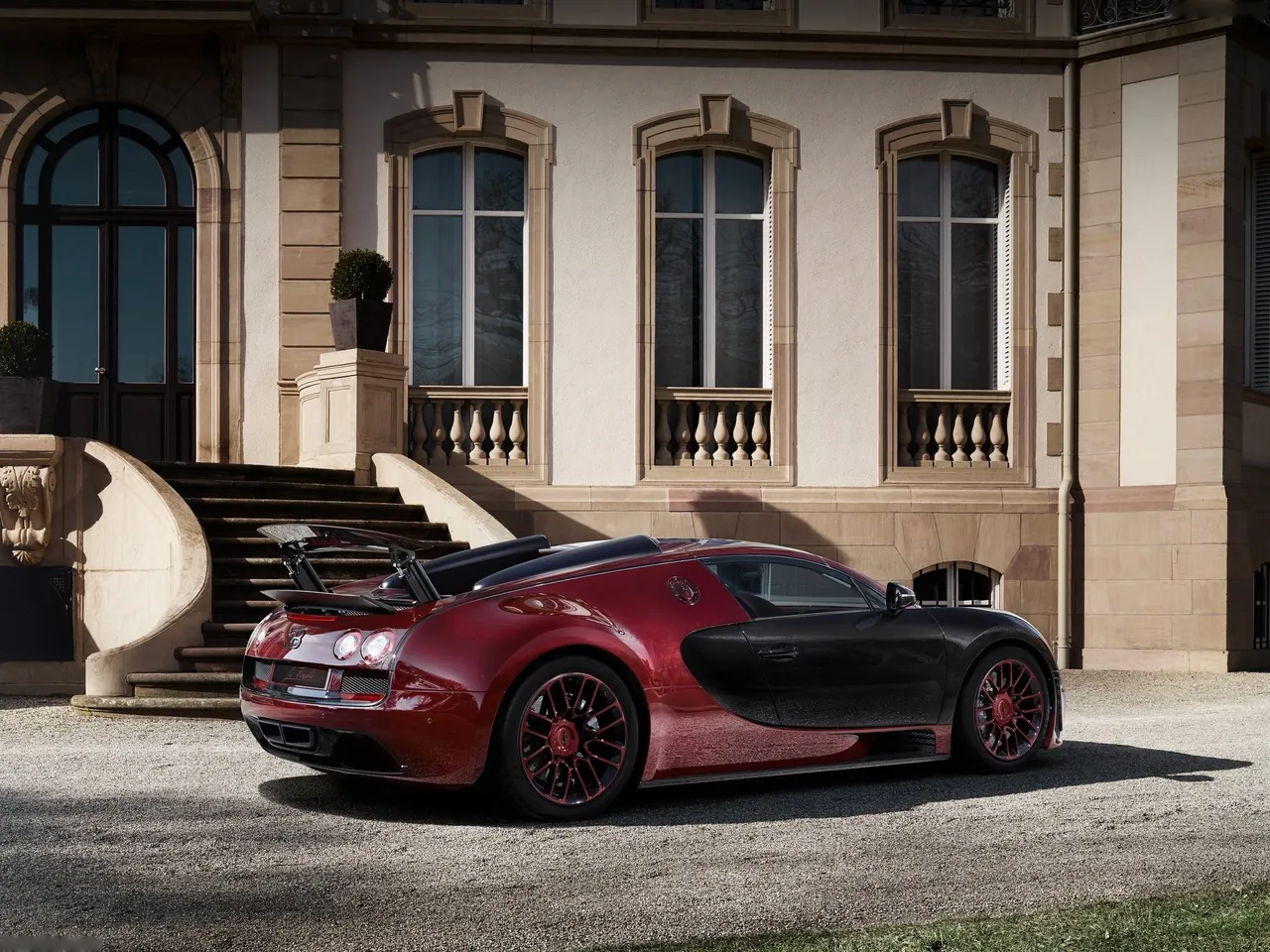 Bugatti Veyron Grand Sport Vitesse La Finale (2015) – zadní tříčtvrteční pohled