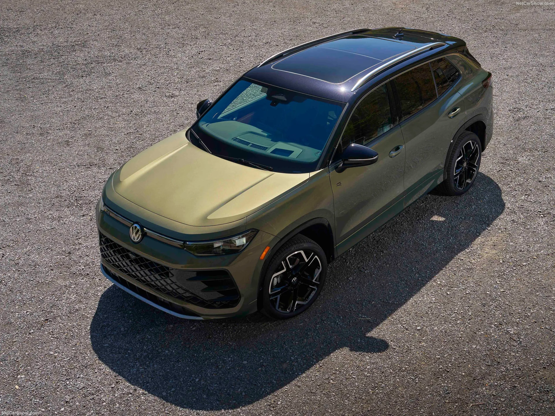 Volkswagen Tiguan SEL R-Line Turbo (2026)