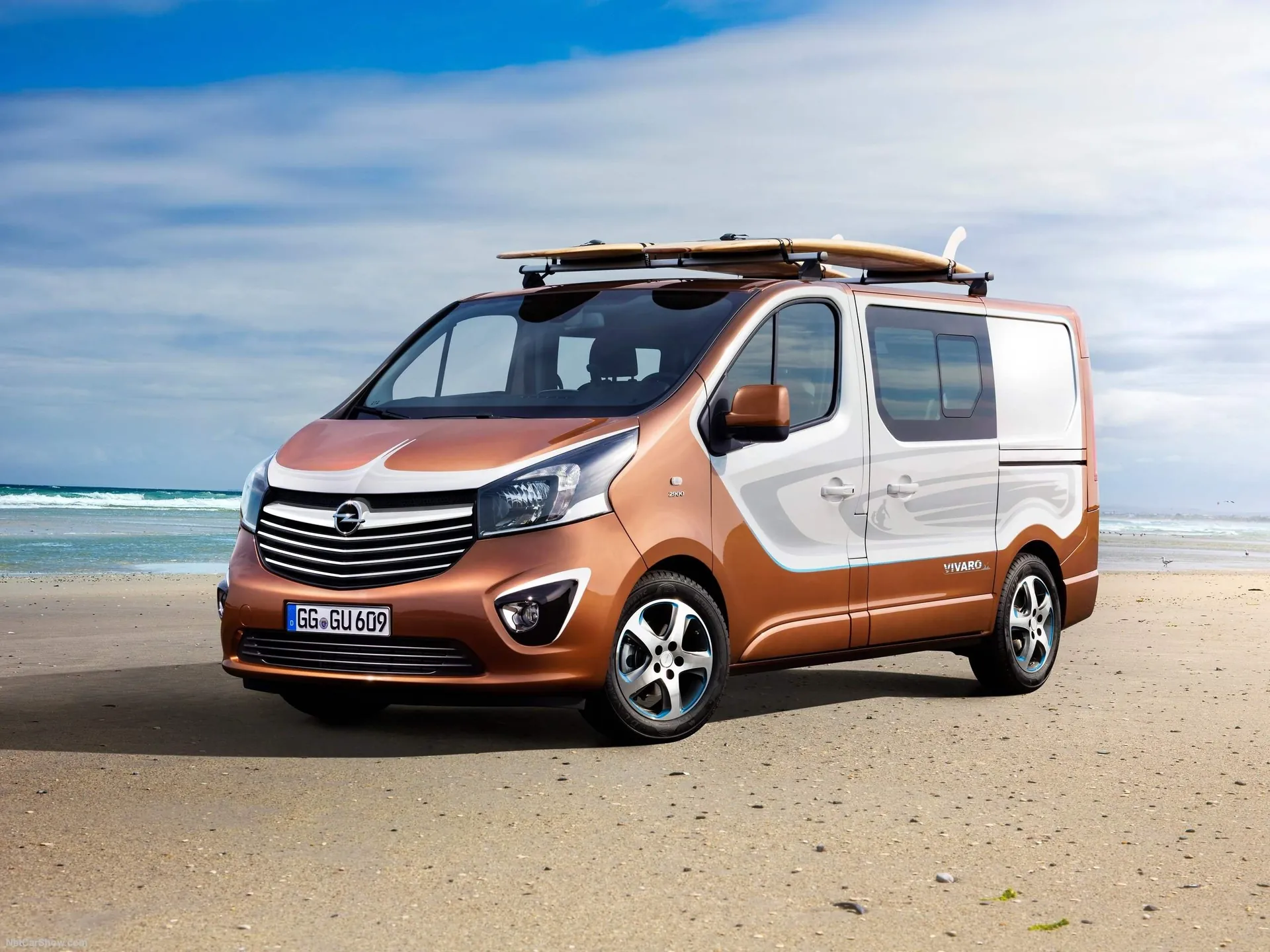 Opel Vivaro Surf Concept (2015)