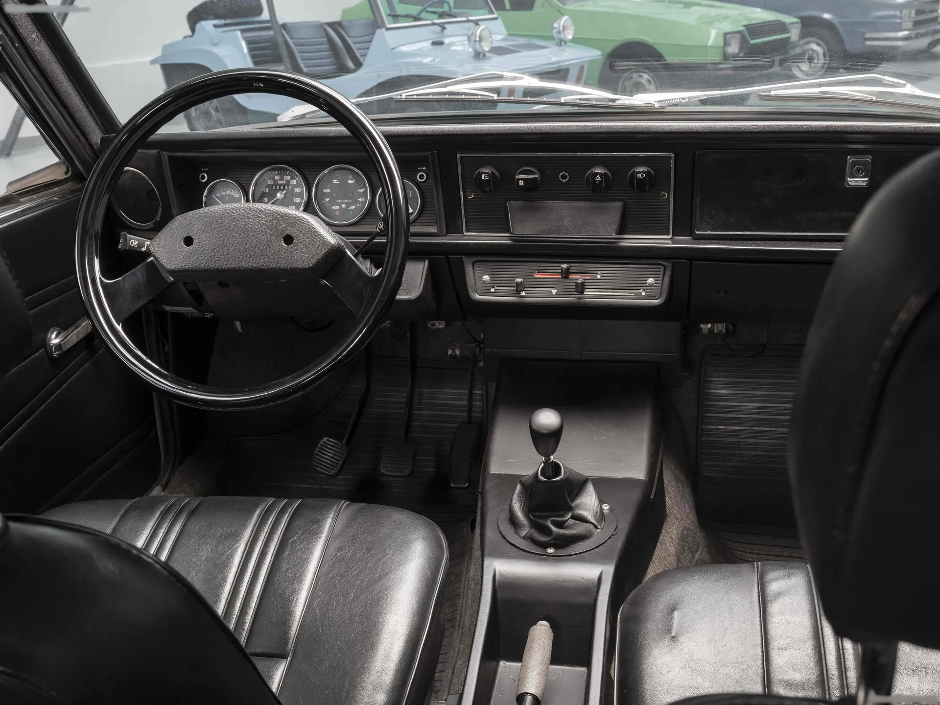 Skoda 720 Concept (1971) – interiér