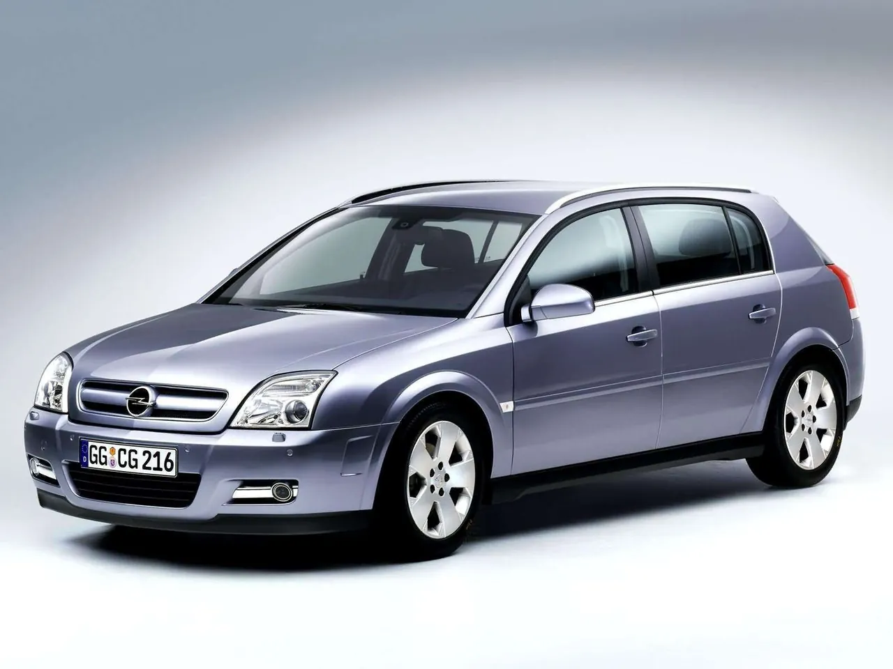 Opel Signum 3.2 V6 (2003)