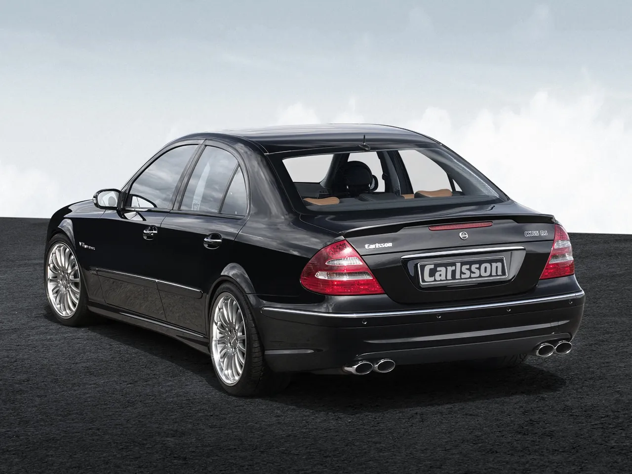 Carlsson Mercedes-Benz E-Class (2004) – zadní tříčtvrteční pohled
