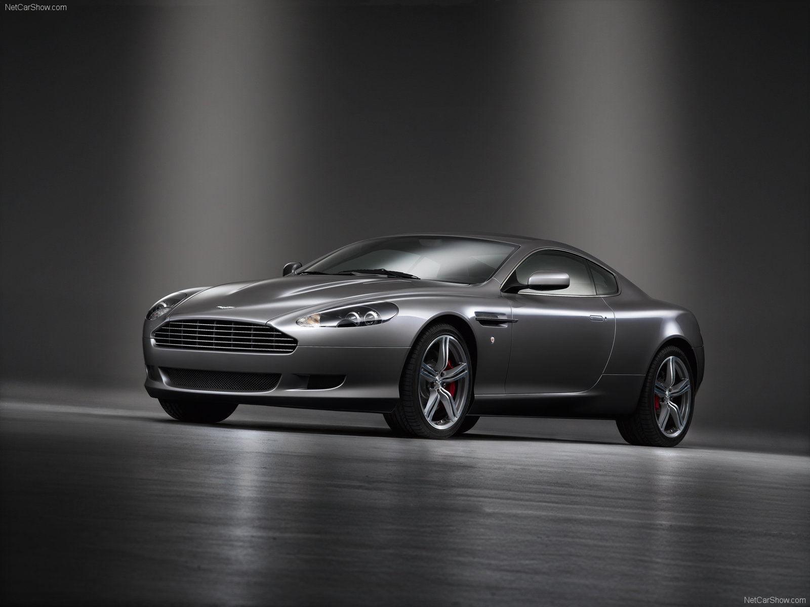 Aston Martin DB9 (2009)