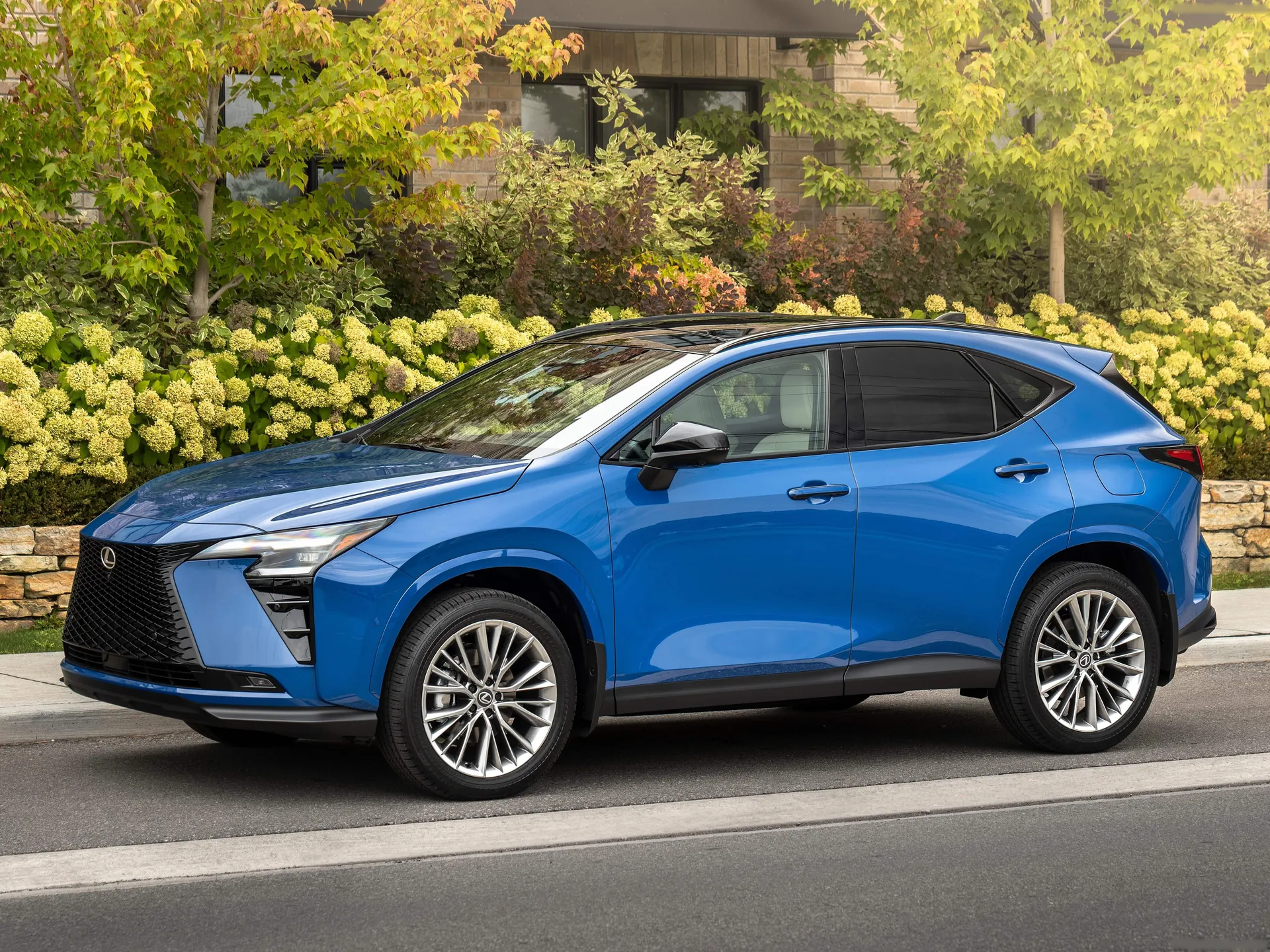 Lexus NX [US] (2027)