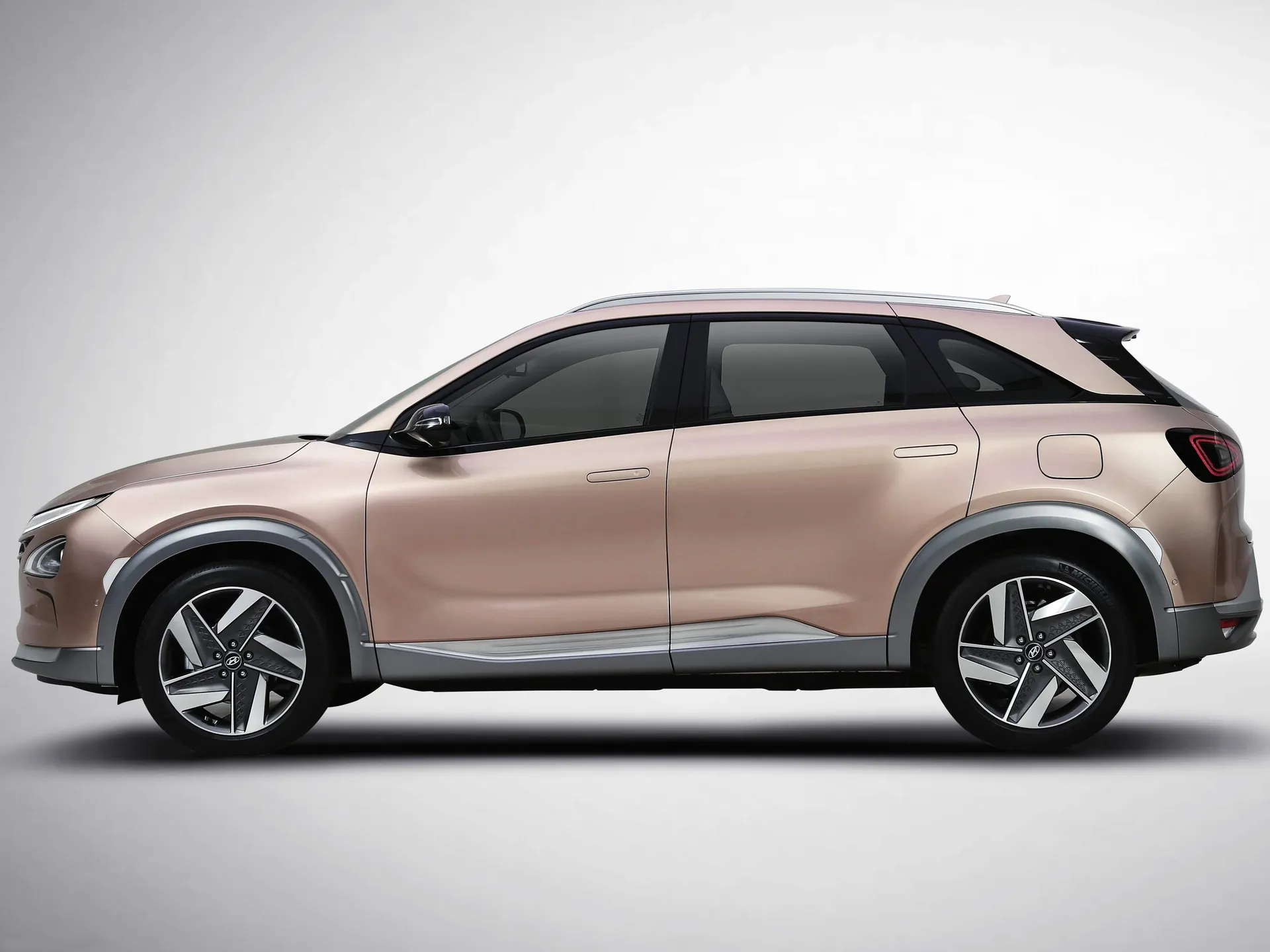 Hyundai Nexo (2019) – boční profil