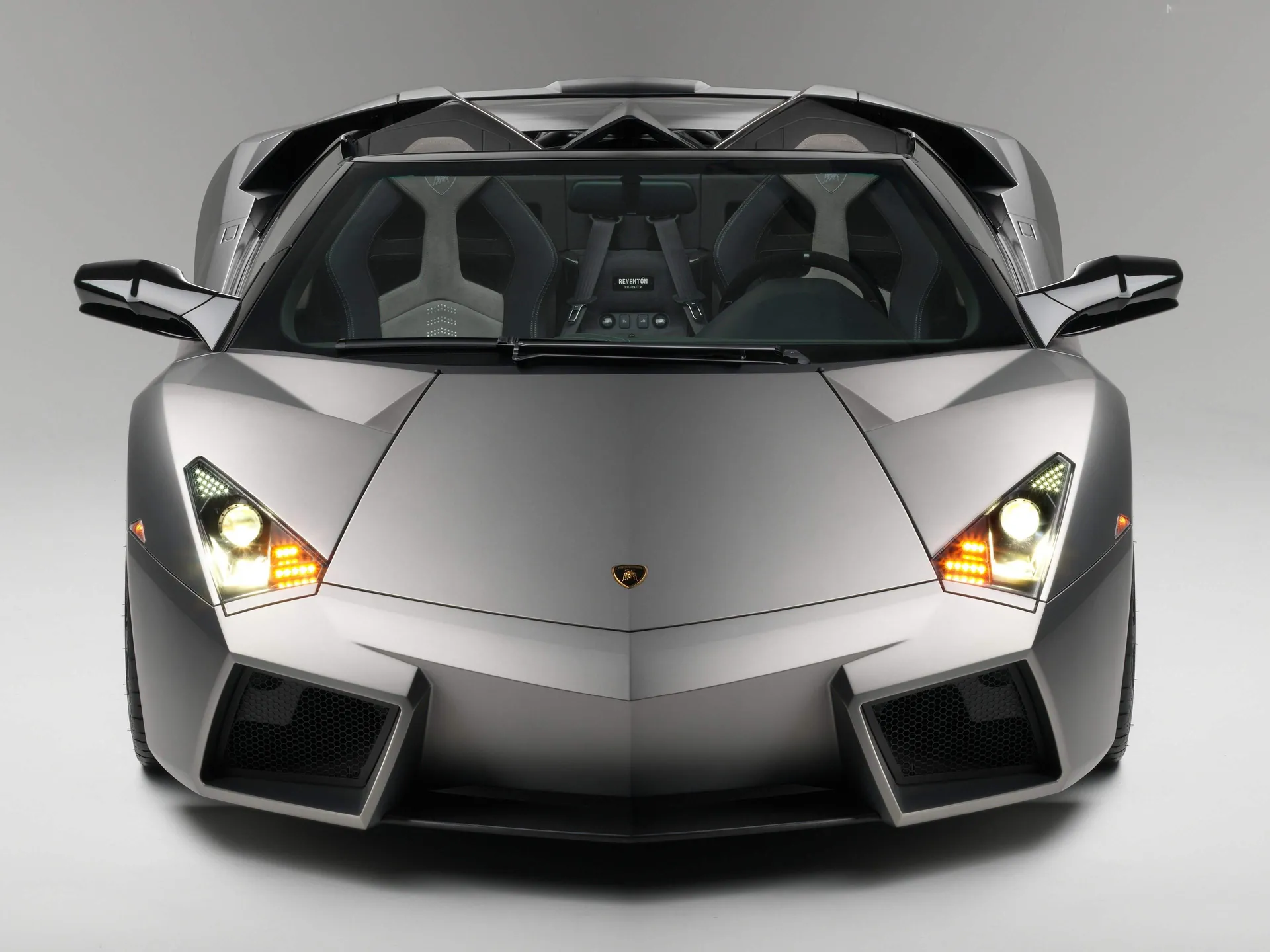 Lamborghini Reventon Roadster (2010) – zepředu