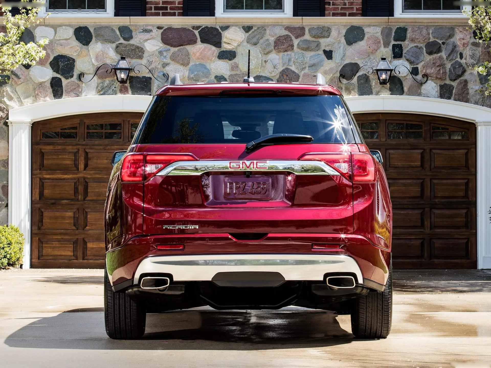 GMC Acadia (2017) – zezadu