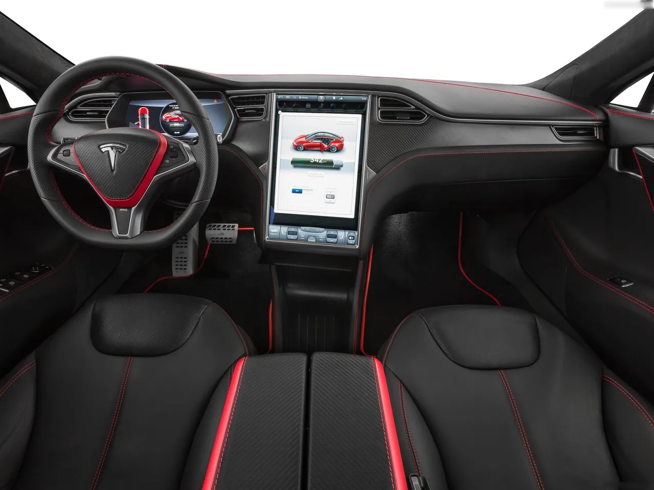 Larte Tesla Model S Elizabeta (2015) – interiér