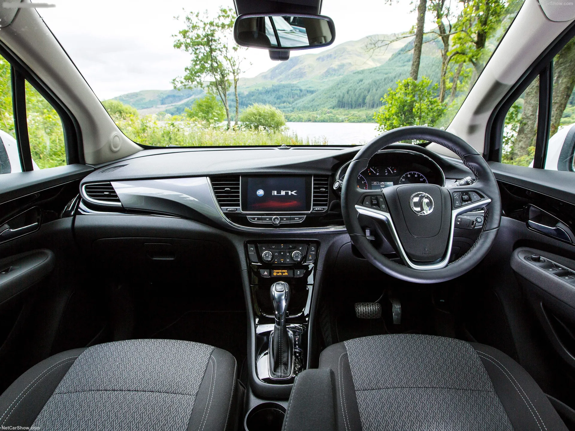 Vauxhall Mokka X (2017) – interiér