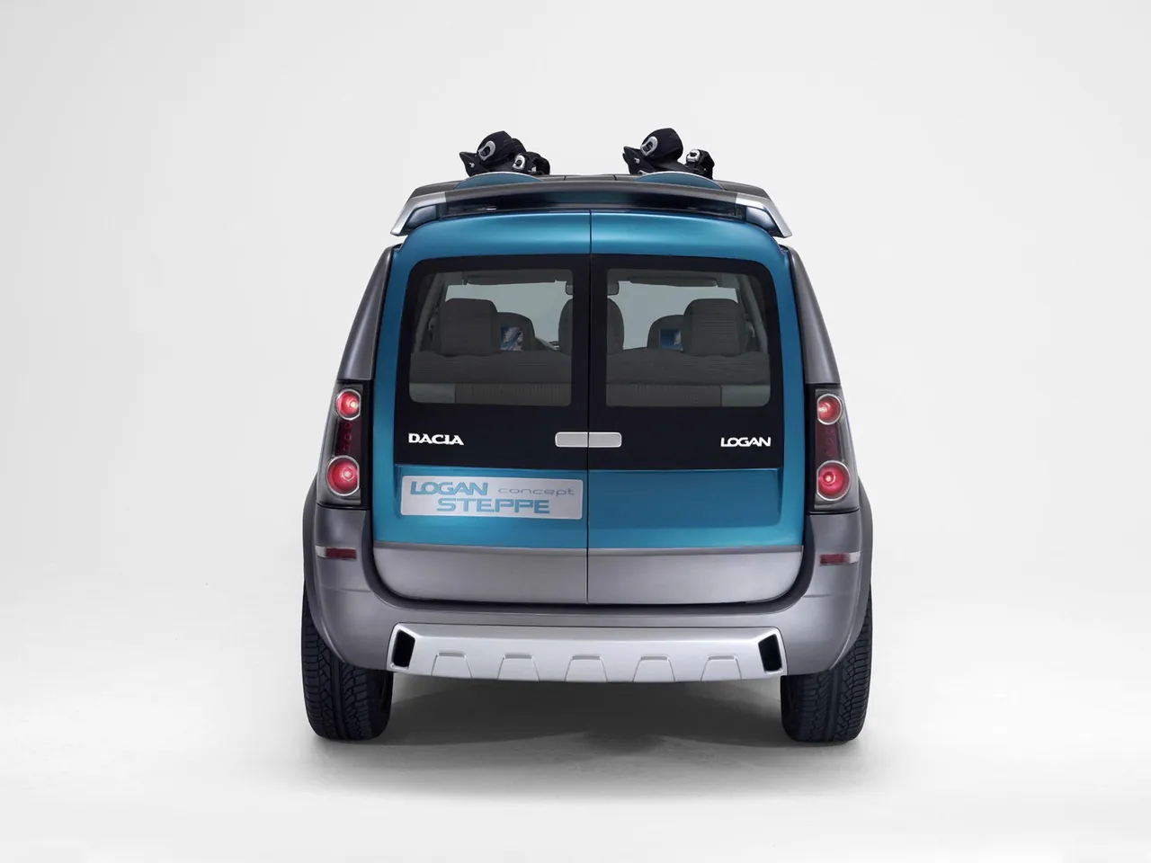 Dacia Logan Steppe Concept (2006) – zezadu