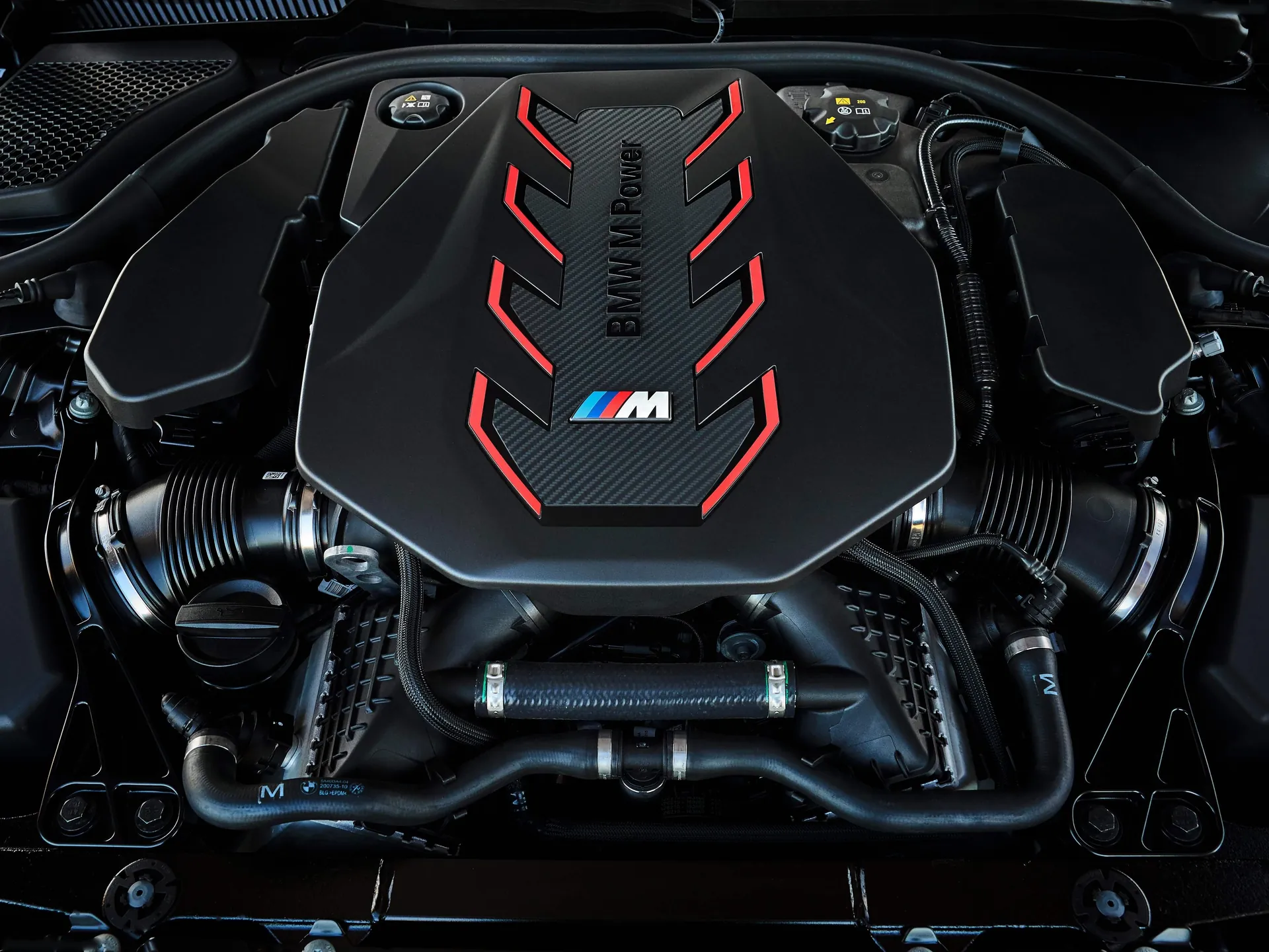 BMW M5 Touring (2025) – motor