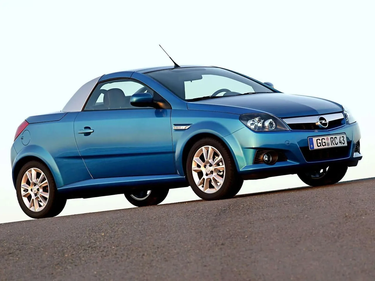 Opel Tigra Twin Top 1.8 (2005)