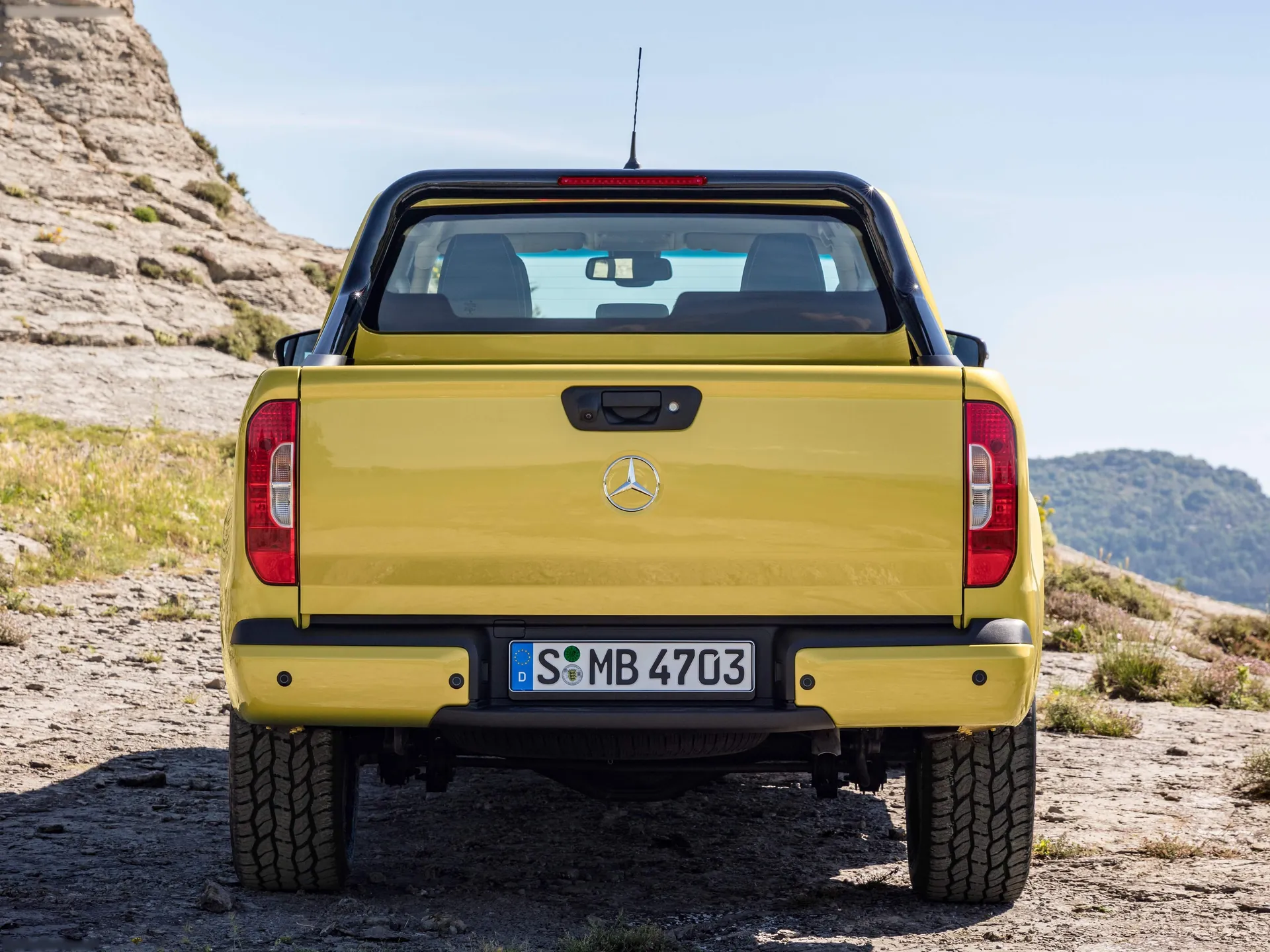 Mercedes-Benz X-Class (2018) – zezadu