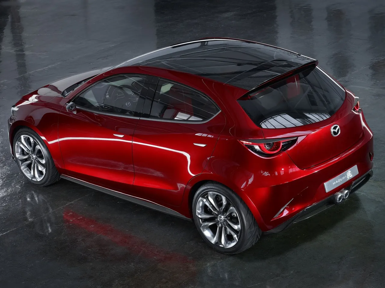 Mazda Hazumi Concept (2014) – zadní tříčtvrteční pohled