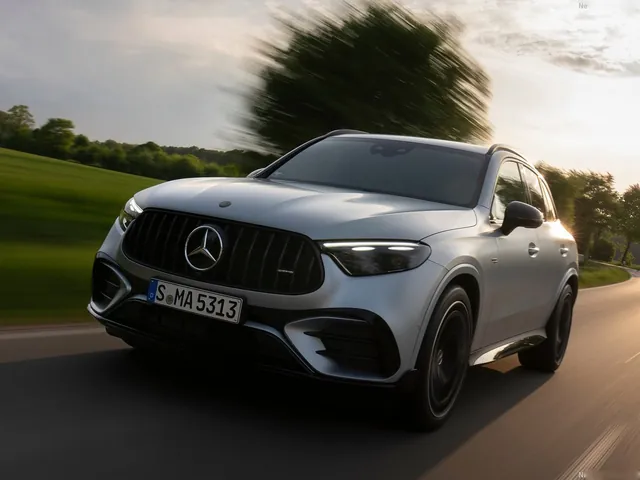 Mercedes-Benz GLC53 AMG (2027)