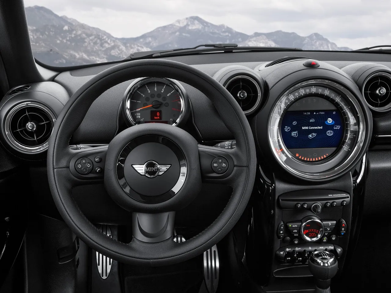 Mini Paceman (2015) – interiér