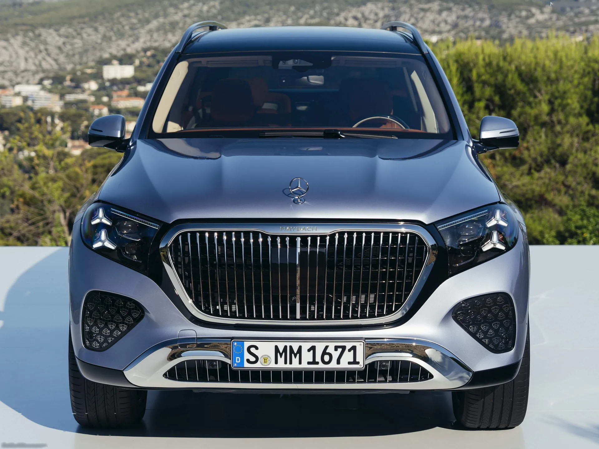 Mercedes-Benz GLS 680 Maybach (2027) – zepředu