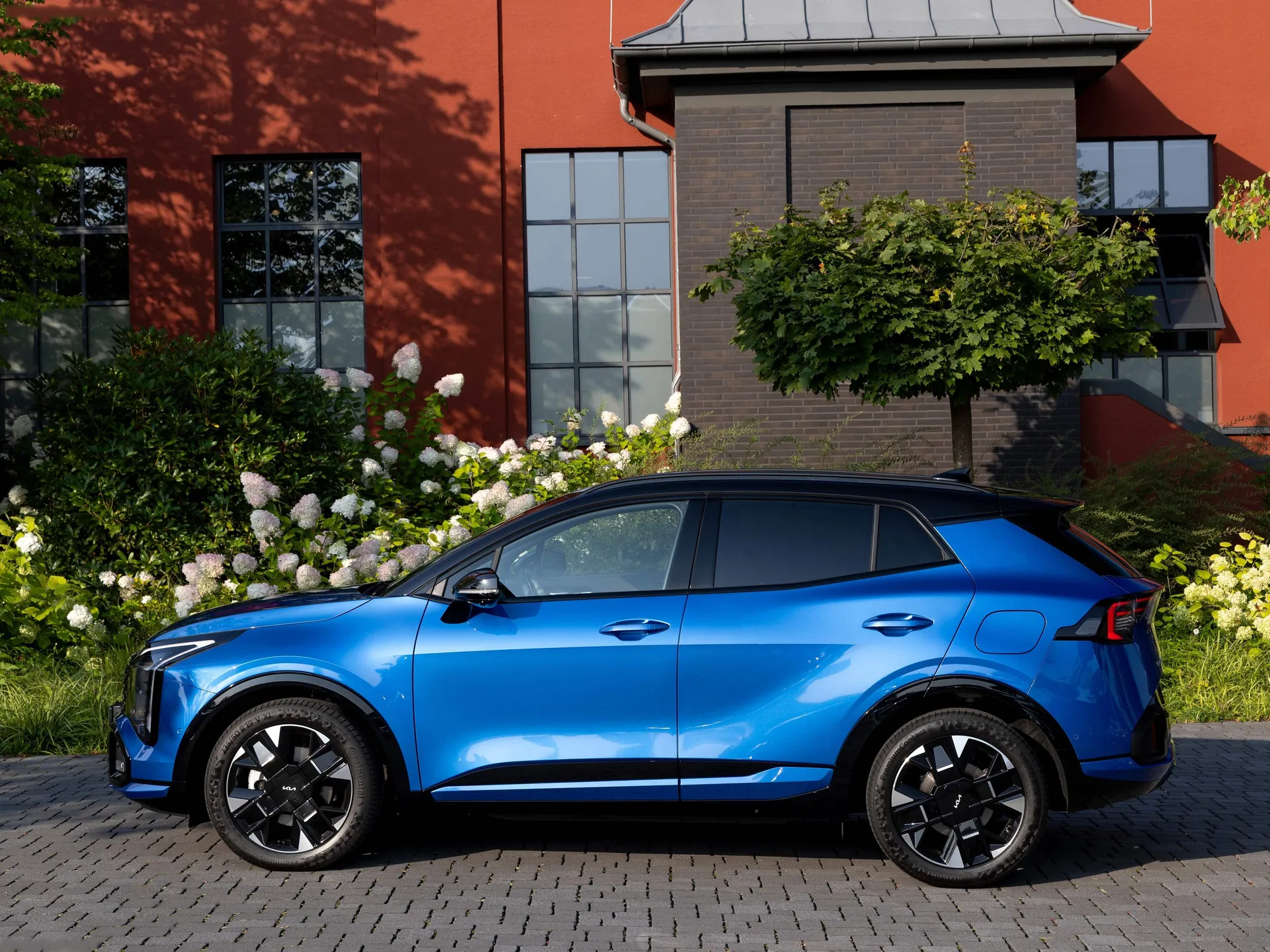 Kia Sportage [EU] (2026) – boční profil