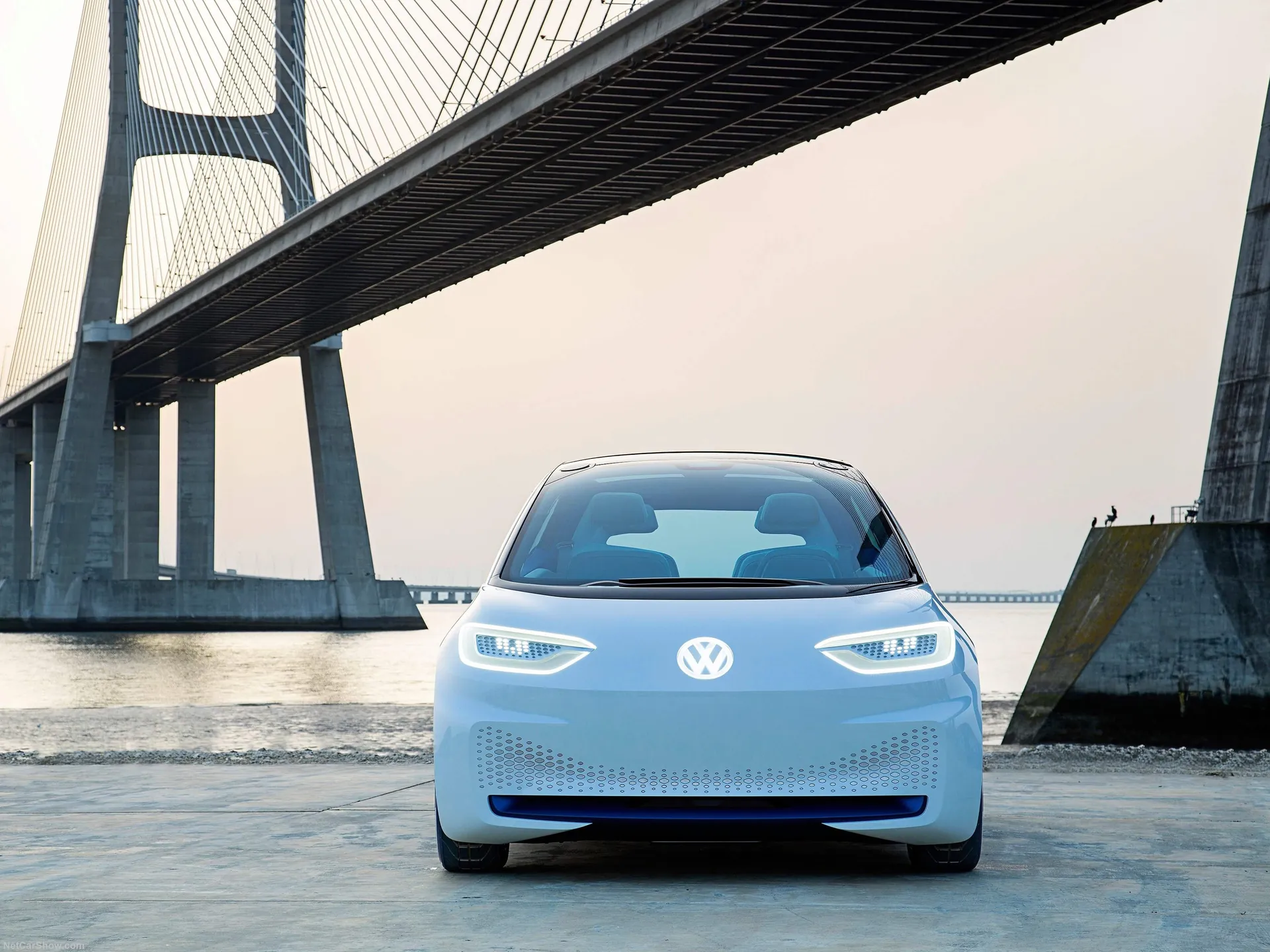 Volkswagen ID Concept (2016) – zepředu
