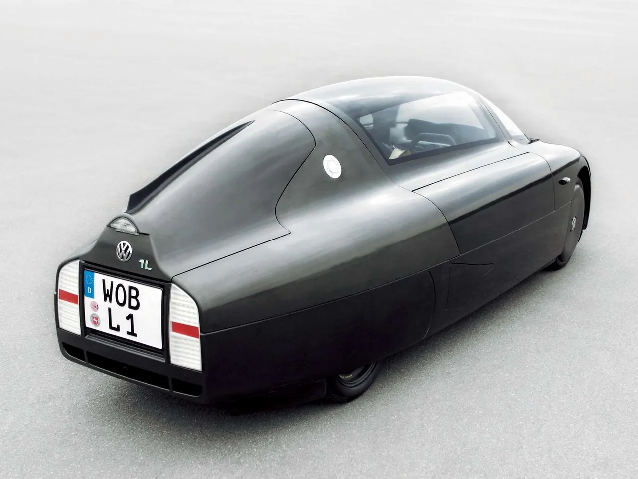 Volkswagen 1-Litre Car Concept (2003) - Rear Three-Quarter