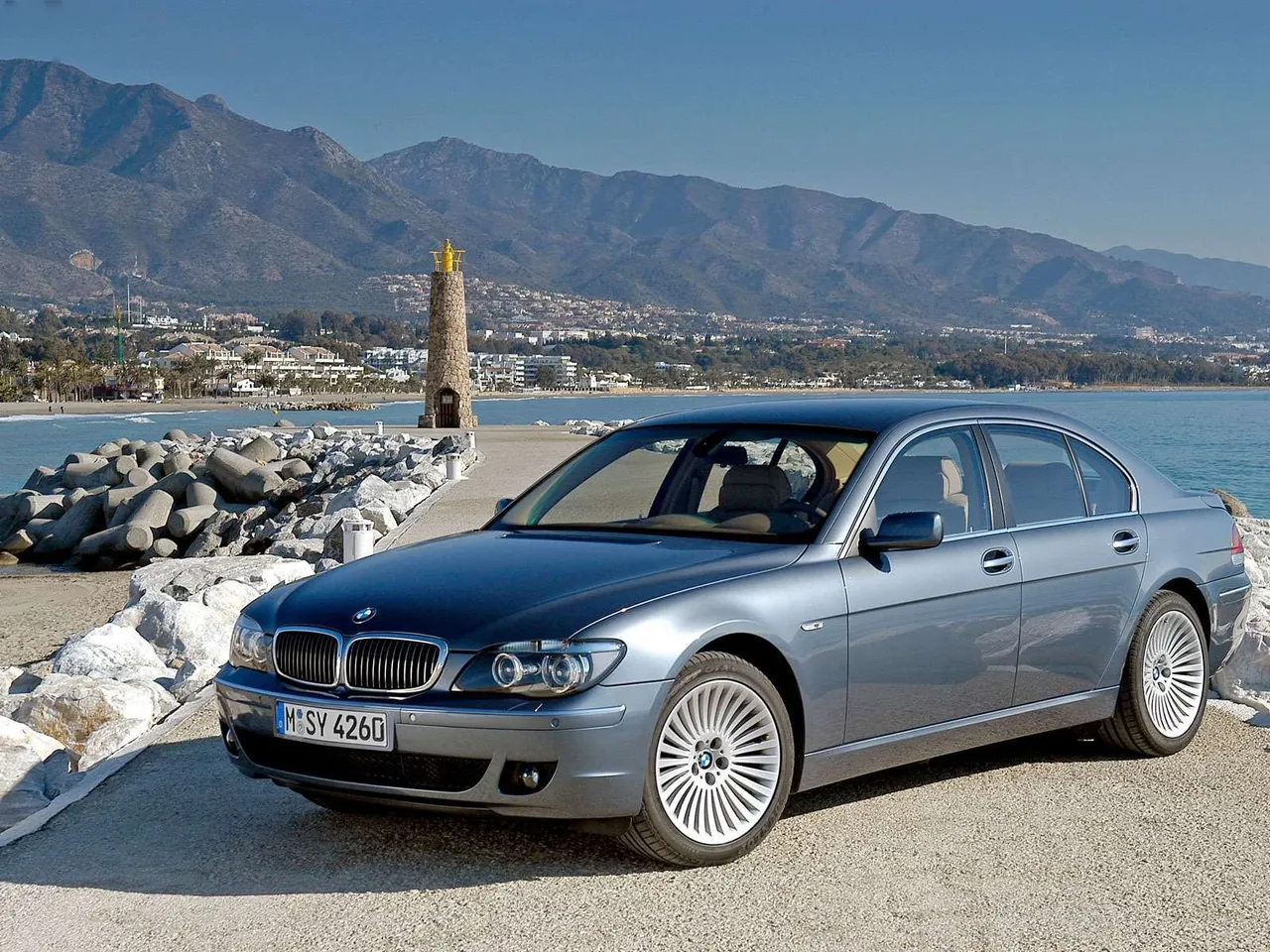 BMW 750i (2006)