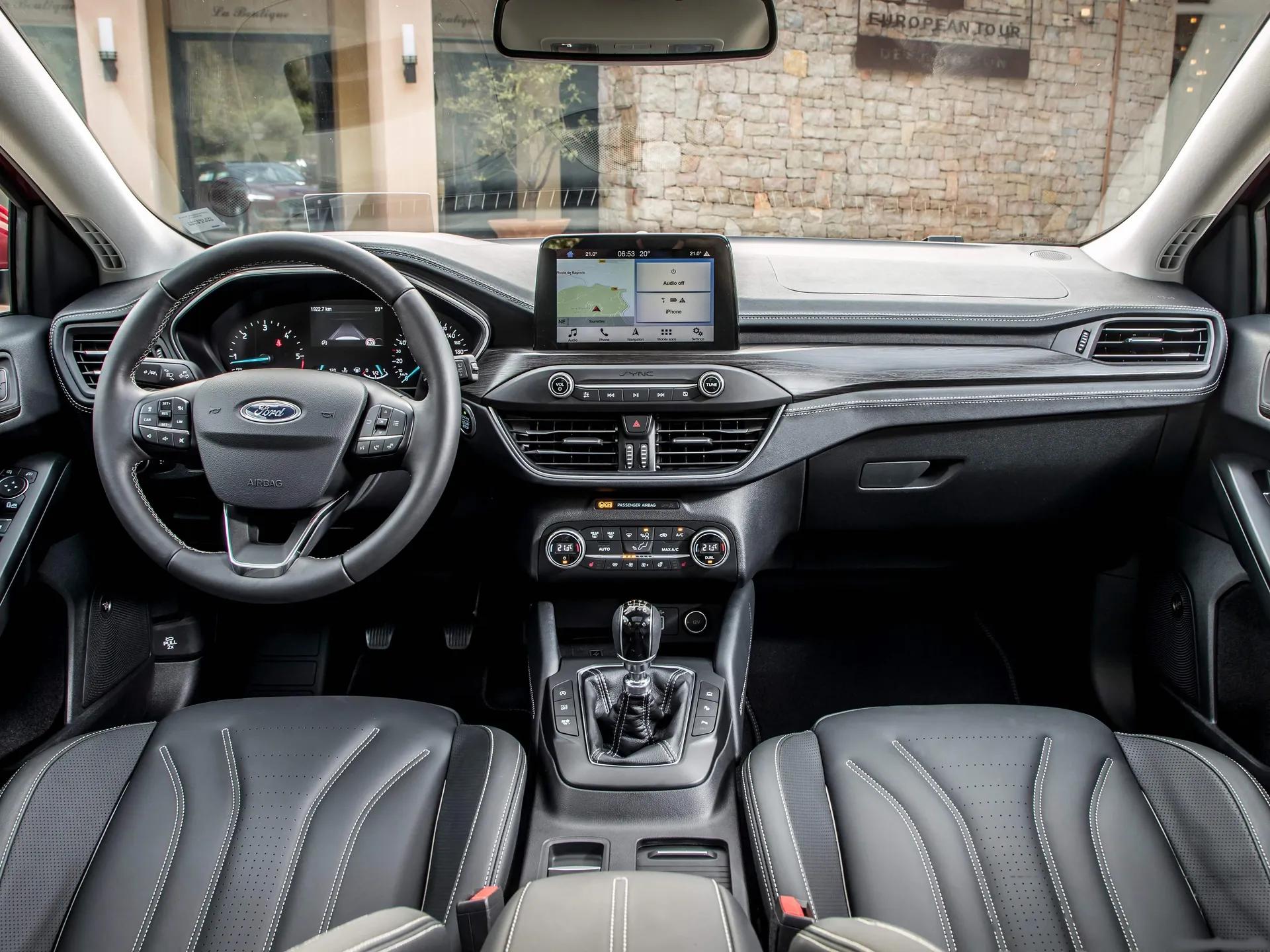 Ford Focus Wagon Vignale (2019) – interiér