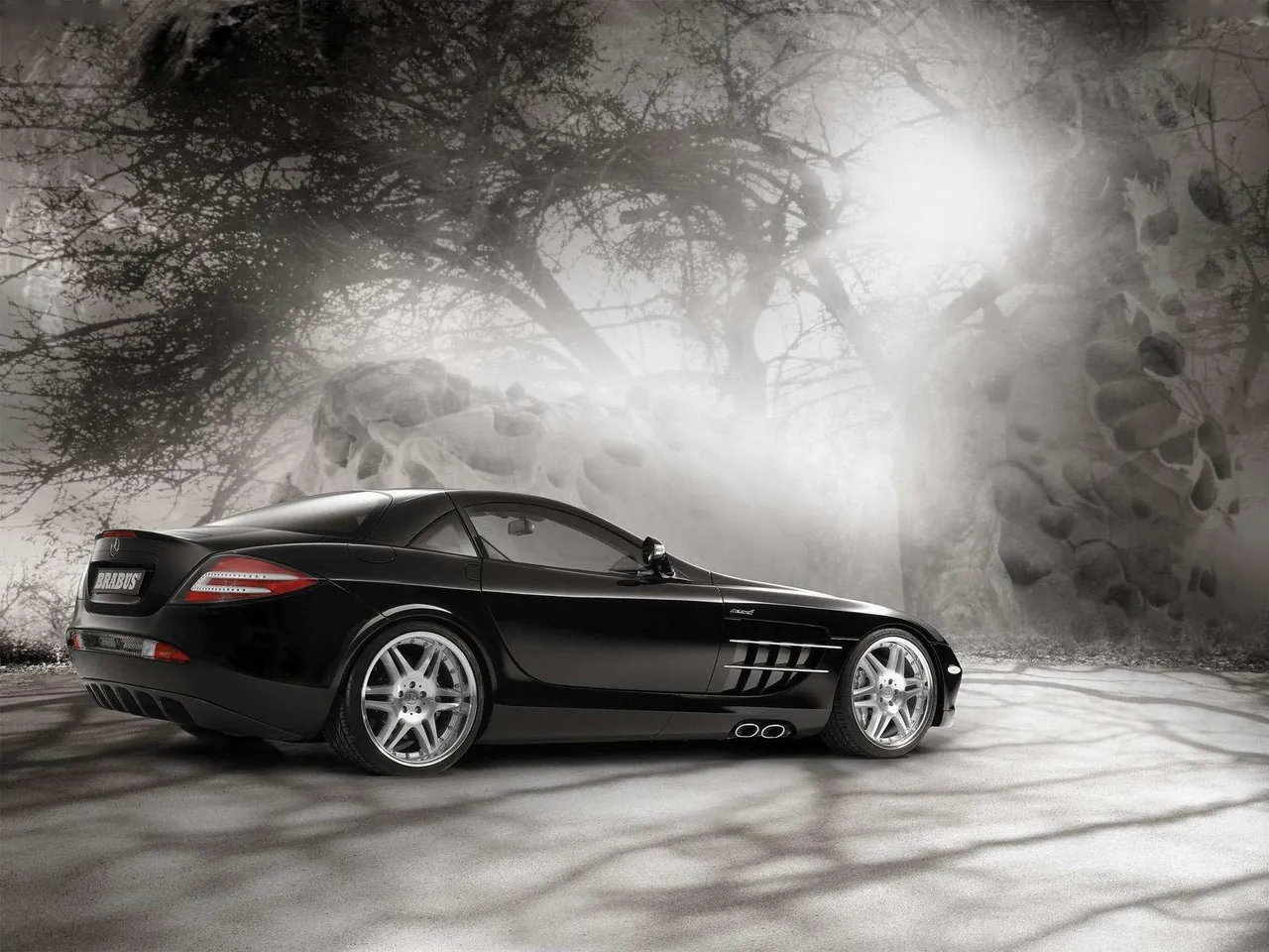 Brabus Mercedes-Benz SLR (2005) – zadní tříčtvrteční pohled