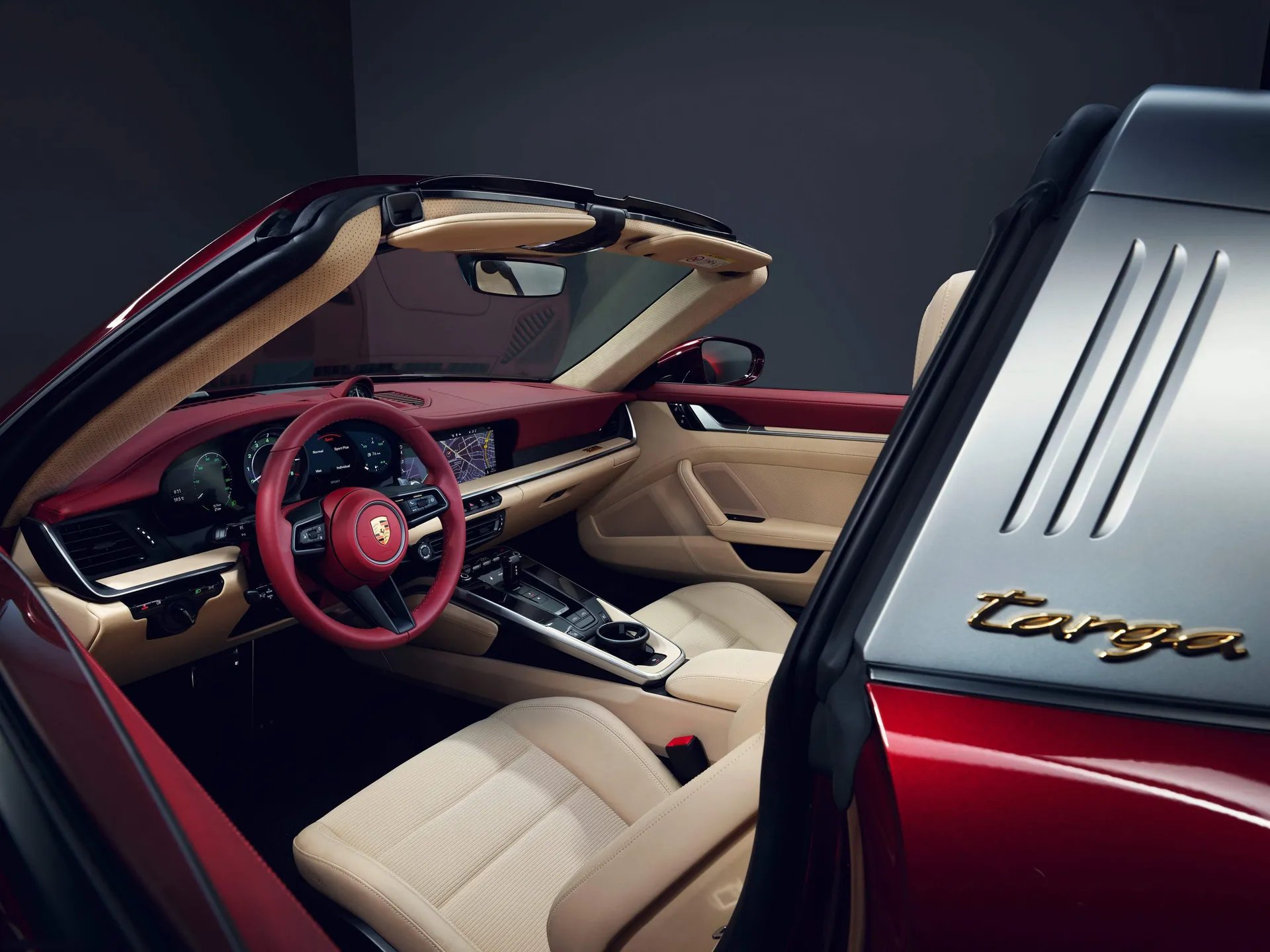 Porsche 911 Targa 4S Heritage Design Edition (2021) – interiér
