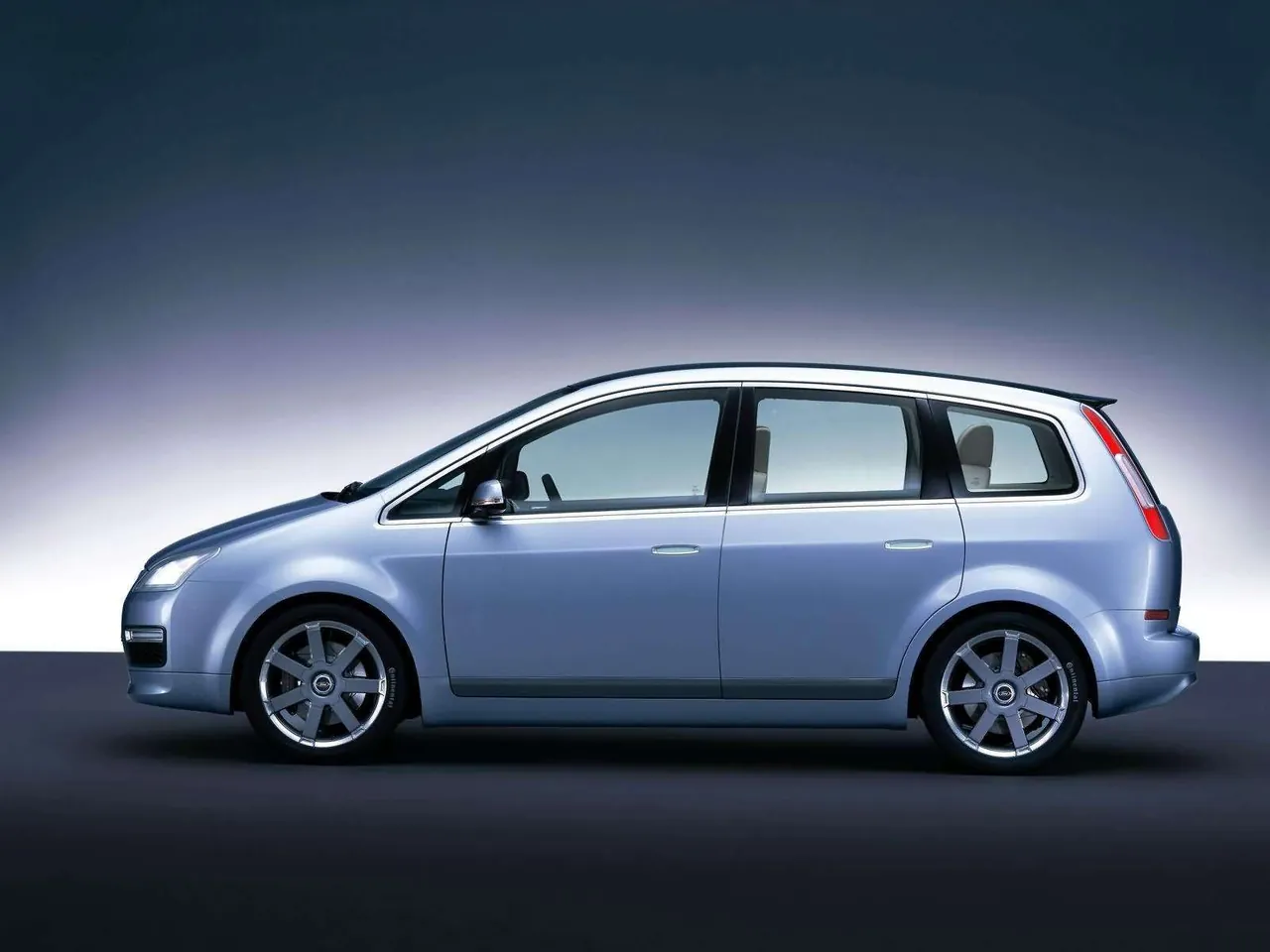 Ford Focus CMax Concept (2002) - Side Profile