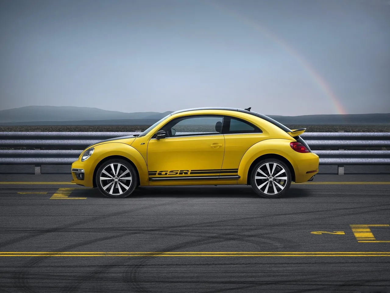 Volkswagen Beetle GSR (2013) – boční profil