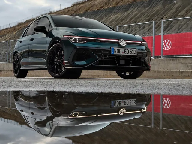 Volkswagen Golf GTI Edition 50 (2026)