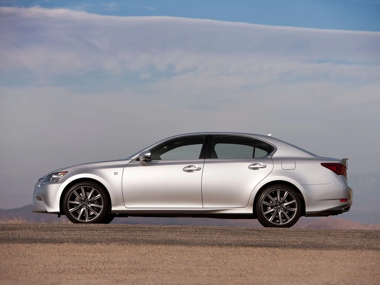 Lexus GS 350 F Sport (2013) – boční profil