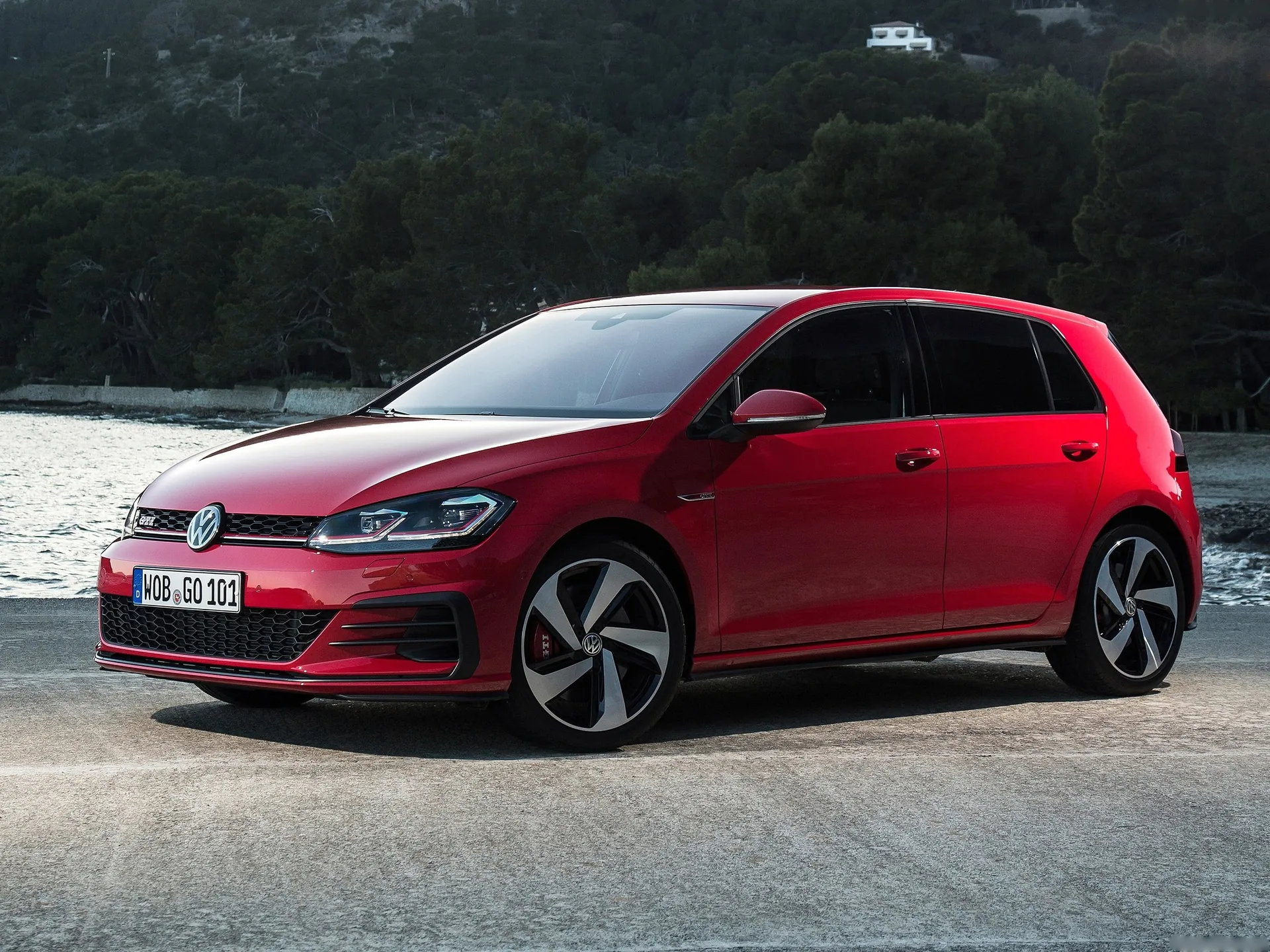 Volkswagen Golf GTI Performance (2017)