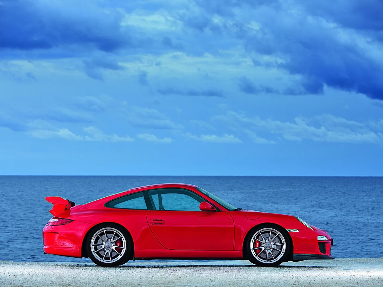 Porsche 911 GT3 (2010) – boční profil