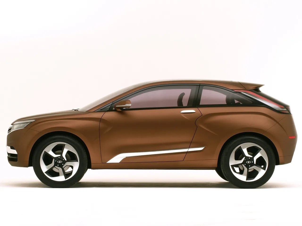 Lada XRay Concept (2012) – boční profil