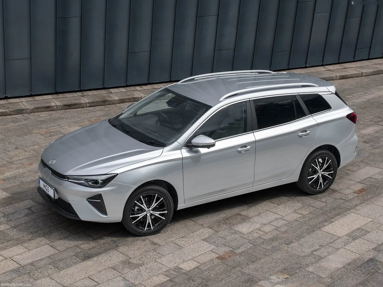 MG 5 EV (2023)