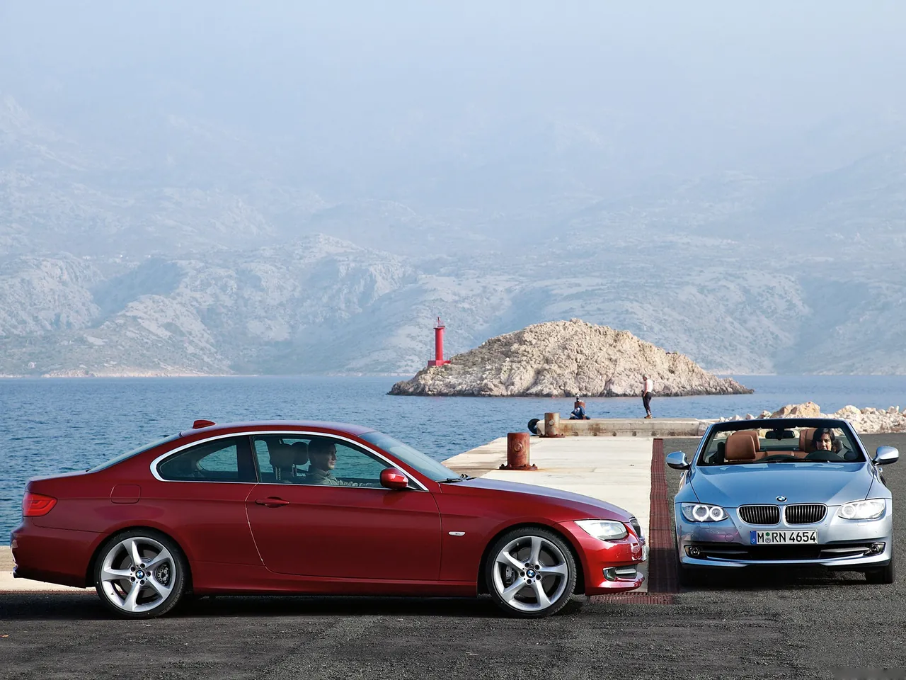 BMW 3-Series Coupe (2011) – boční profil