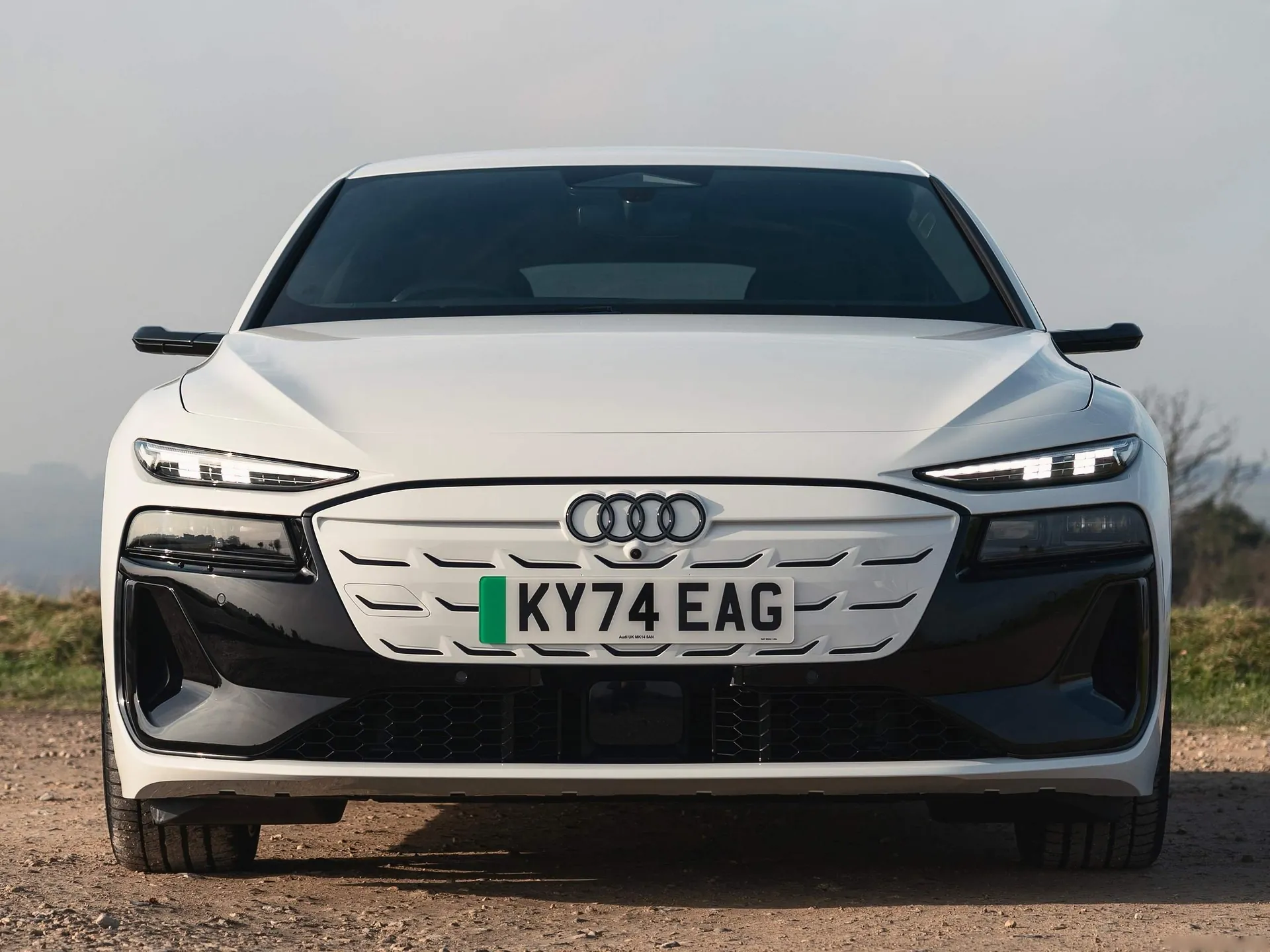 Audi S6 Avant e-tron [UK] (2025) – zepředu